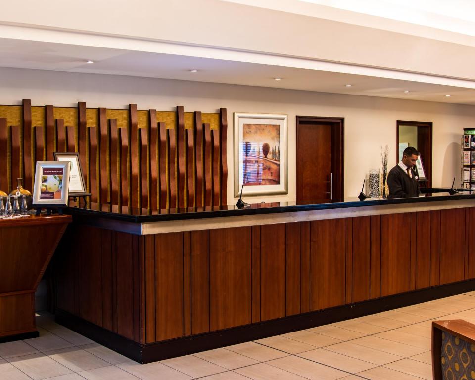 City Lodge Hotel Pinelands Cape Town - image 6
