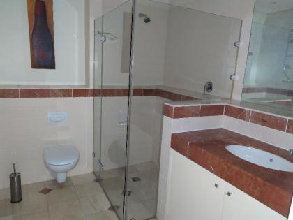 Unique 3 Bedroom in V A Waterfront - image 7