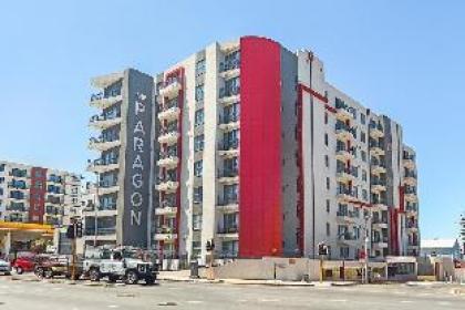 Paragon Kahlúa Modern Centrally Located Pool Cape Town 