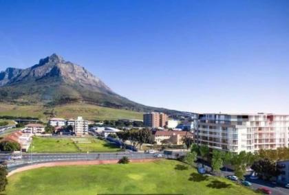 Tranquil Spacious Quiet Trendy with a View Cape Town 