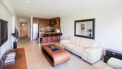 Mouille Point Apartments - image 6