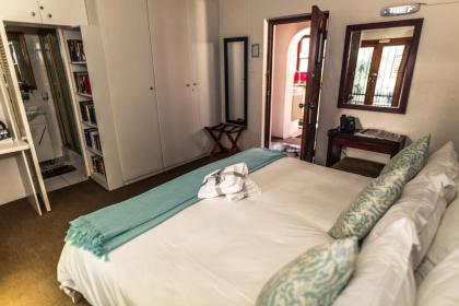 Point B Guest House - image 17