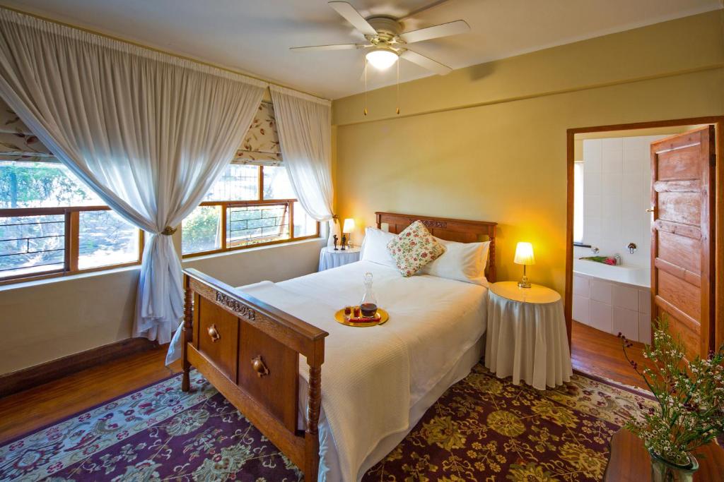 Mountain Manor Guest House & Executive Suites - image 2