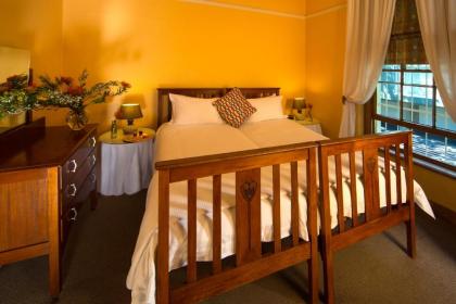 Mountain Manor Guest House & Executive Suites - image 3