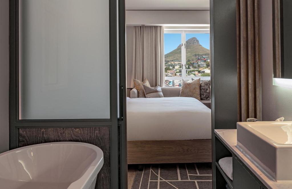 Hyatt Regency Cape Town - image 7