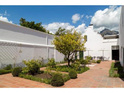 Protea Hotel by Marriott Cape Town Mowbray - image 15