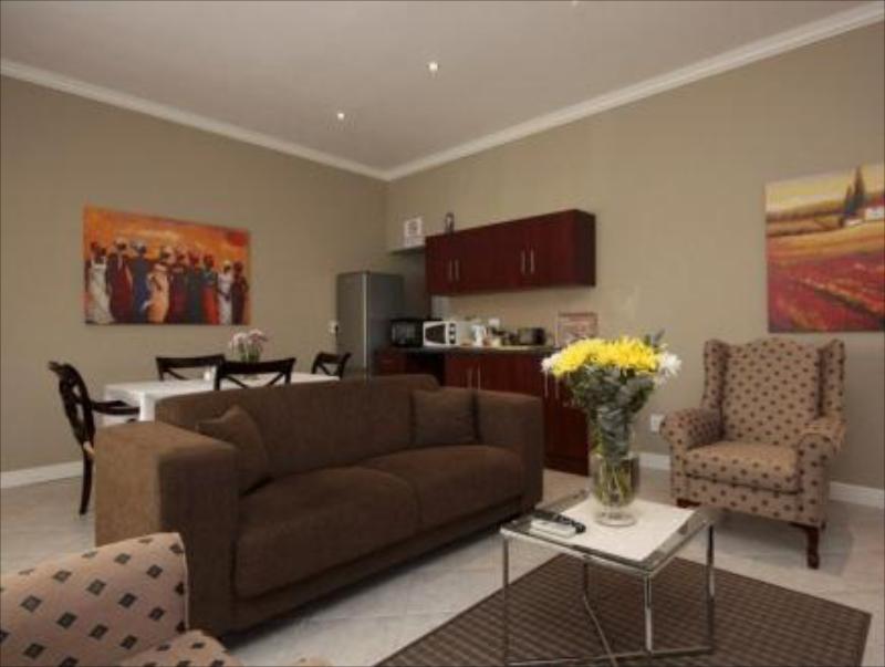 A Smart Stay Self catering Apartments - image 2