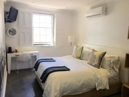 Cape Finest Guest House and Serviced Apartments - image 14