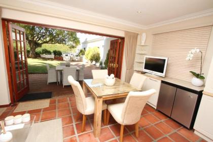 Constantia Garden Suites - image 6