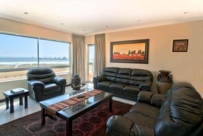 Cape Town Beachfront Accommodation in Blouberg - image 3