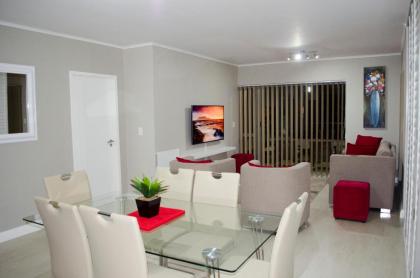 Mayfair Luxury Apartments - image 9