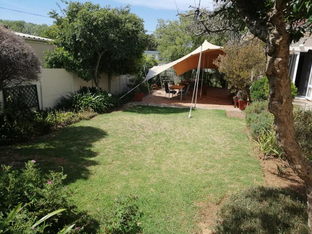 10 Windell Self Catering Accommodation - image 6