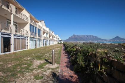 Leisure Bay 306 by CTHA - image 5