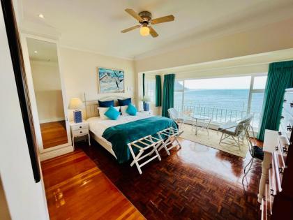 Sunny Cove Manor - image 5