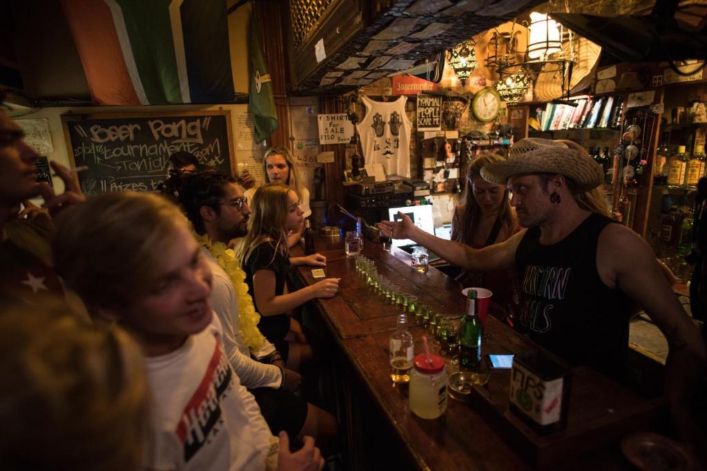 Long Street Backpackers - image 4