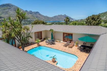 Hout Bay Lodge - image 1