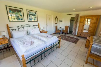 Hout Bay Lodge - image 14