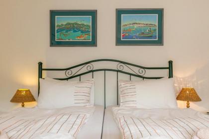 Hout Bay Lodge - image 17