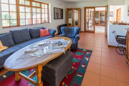 Hout Bay Lodge - image 9