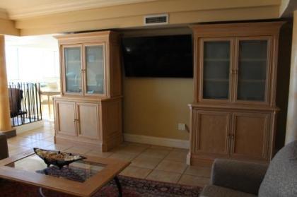 Beachfront Sea View Apartment - image 15