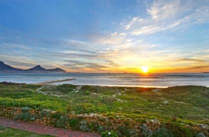 Leisure Bay 207 by HostAgents - image 2