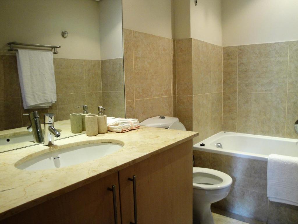 Apartment in Foutain Suites Hotel - 813FS - image 4