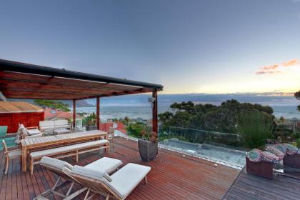 Glen Sunsets Villa by Totalstay - image 14