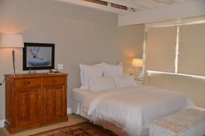 Green Point Self Catering Studios - image 1