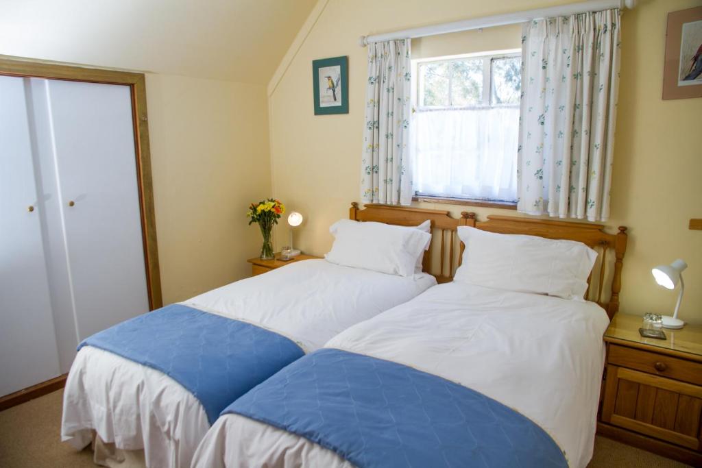 Howards End Manor B&B - image 7