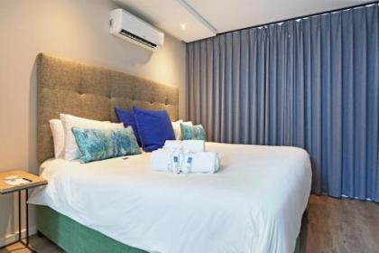 Chelsea Luxury Suites by TotalStay - image 15