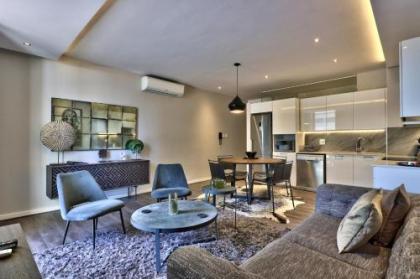 Chelsea Luxury Suites by TotalStay - image 2