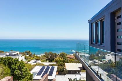 Solar Powered Camps Bay Sea View Apartment - image 12