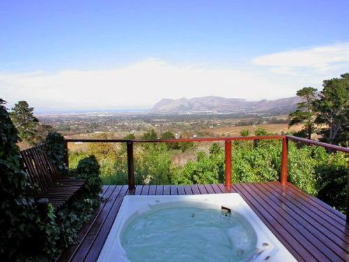 Constantia Vista Guest House - image 5