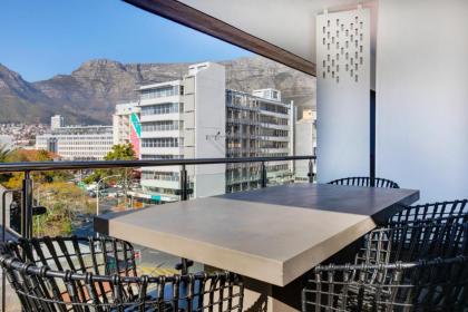 Danbury on Loop - Designer Apartment in Cape Town - image 11