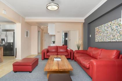 Devonshire Apartment - image 10