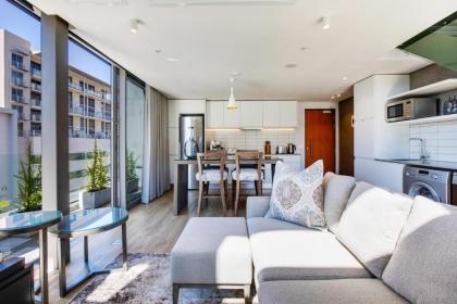 Always-Power Luxury De Waterkant Loft Retreat - image 13