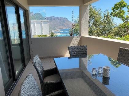 Clifton apartment with private pool deck  - image 5