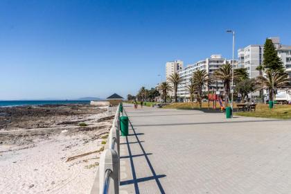 The Towers - Sea Point - image 9