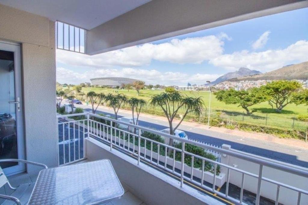 Mouille Point 2 Bedroom - main image