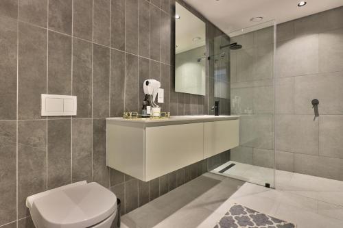 Luxury 1 Bedroom in De Waterkant - image 5