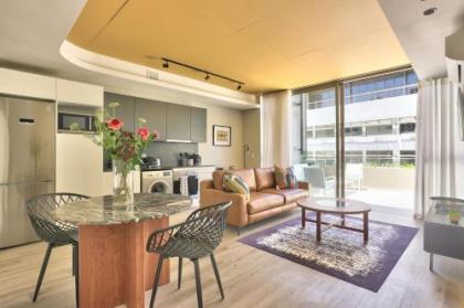 Luxury 1 Bedroom in De Waterkant - image 9