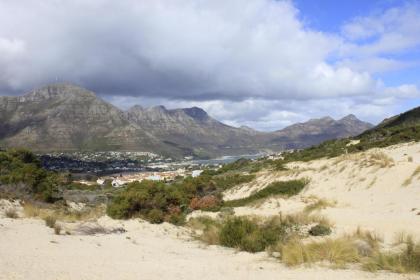 Holiday Apartment and Work Remotely 2min from the Beach Hout Bay - image 20