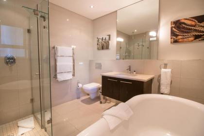 Camps Bay One Bedroom apartment - The Crystal - image 11