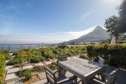 Camps Bay One Bedroom apartment - The Crystal - image 15