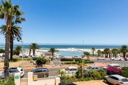 Tidal Pool Apartments - Camps Bay - image 13