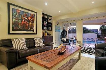 Merridew Villa - Camps Bay - image 5