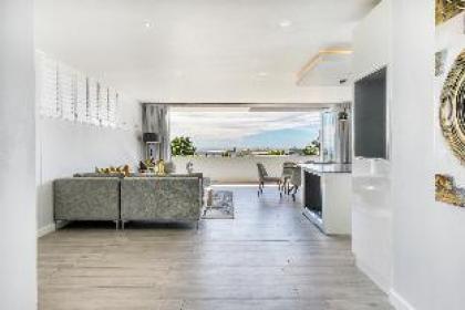 Rocha Villa - Camps Bay - image 7