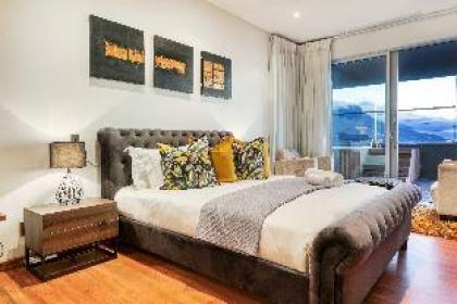 Strathmore House - Camps Bay - image 11