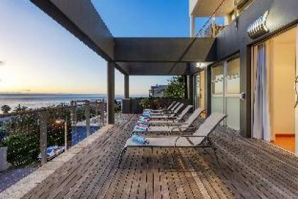 Strathmore House - Camps Bay - image 18