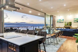 Strathmore House - Camps Bay - image 6